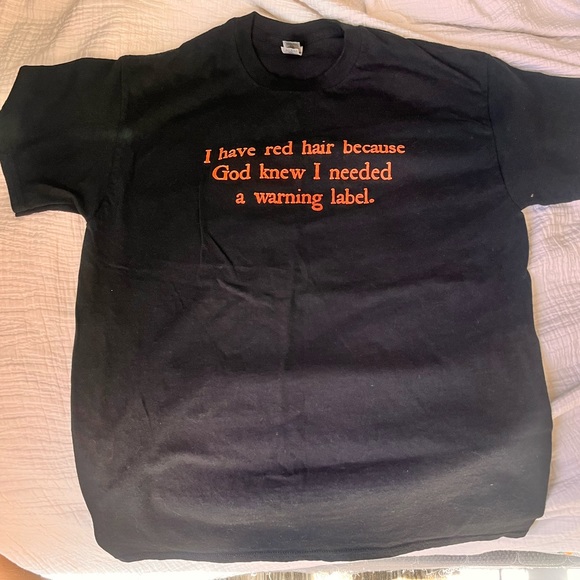 Red Hair Black Short Sleeve T-shirt 100% cotton Gildan heavy cotton tee NWOT SzM - Picture 3 of 4